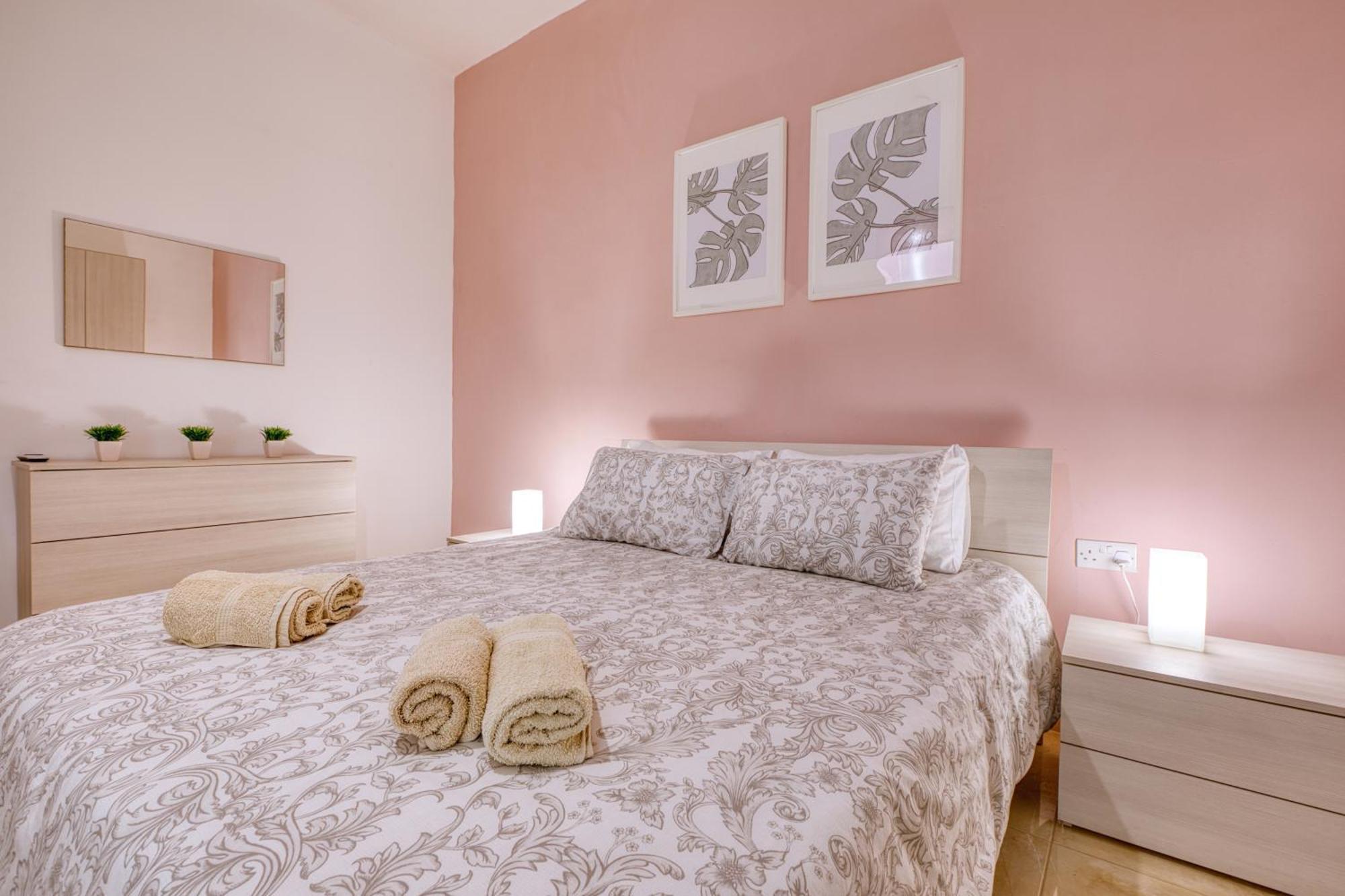 Spacious, Bright, Valley & Sea View Maisonette 沙拉 外观 照片