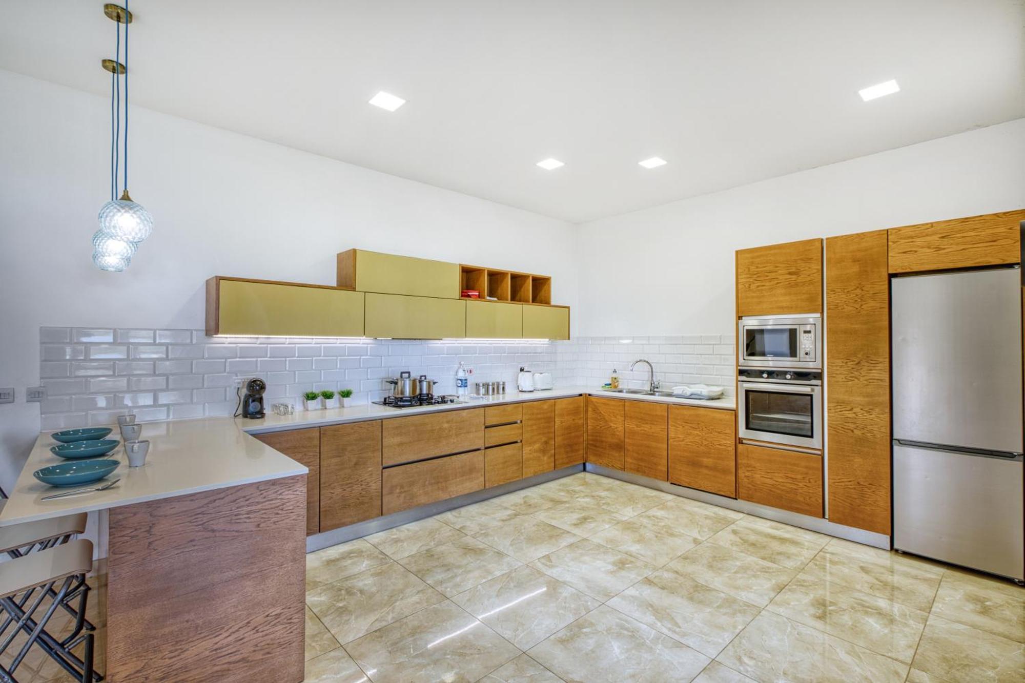 Spacious, Bright, Valley & Sea View Maisonette 沙拉 外观 照片