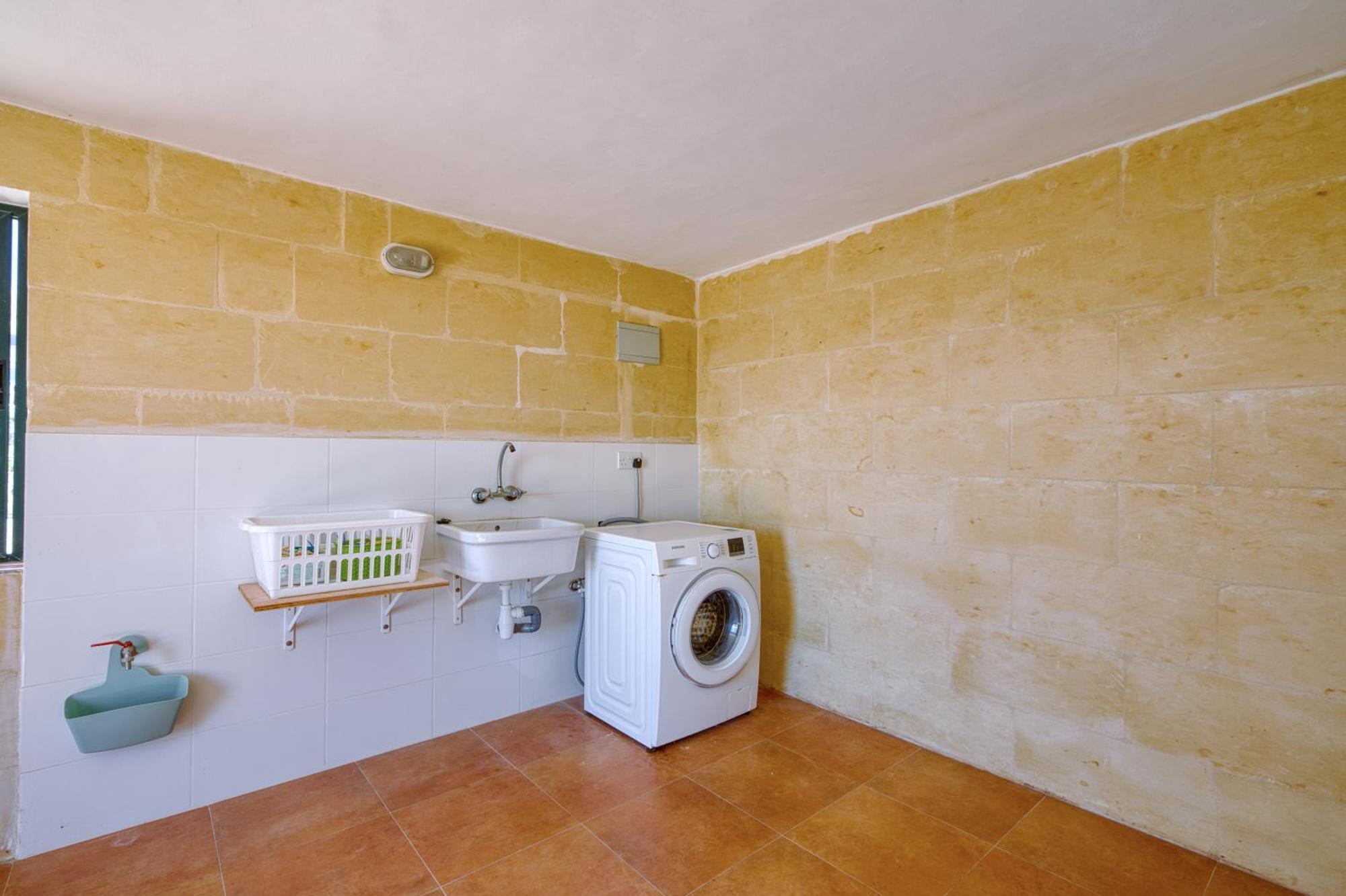 Spacious, Bright, Valley & Sea View Maisonette 沙拉 外观 照片